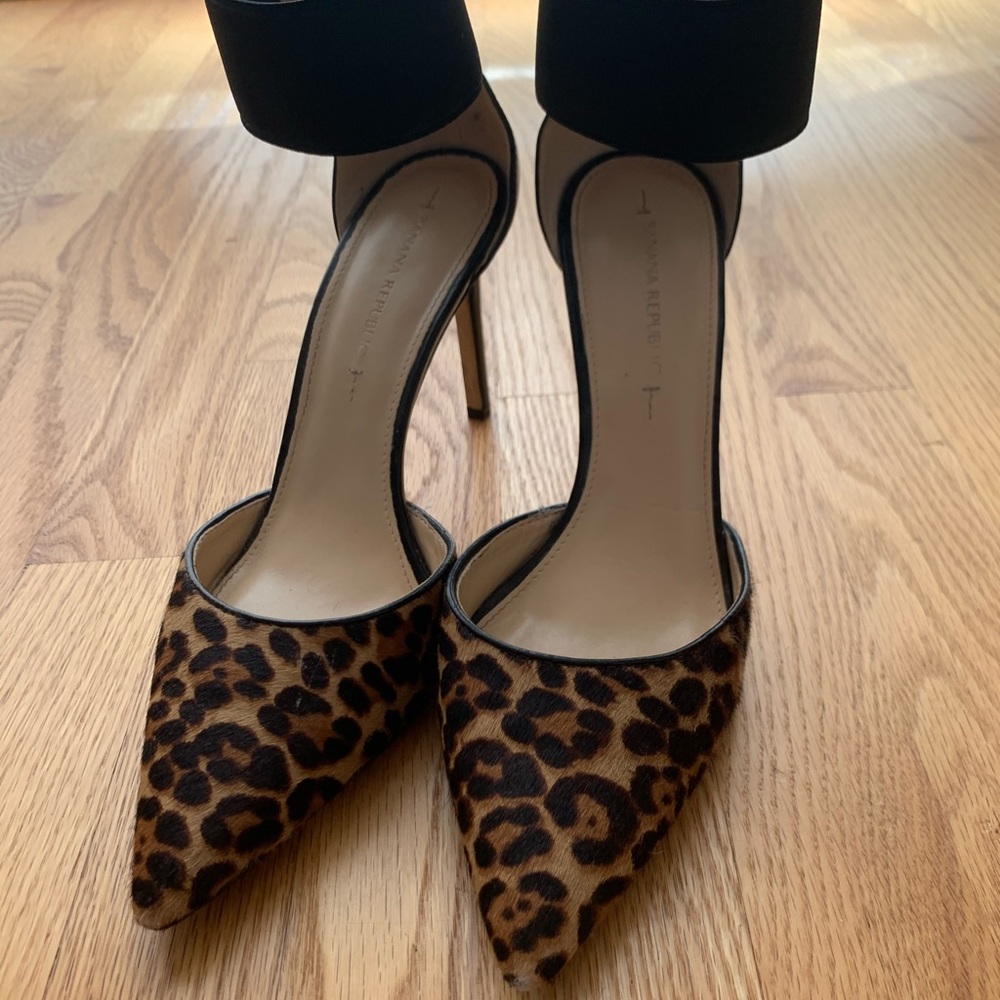 Leopard Pointed Toe Pump